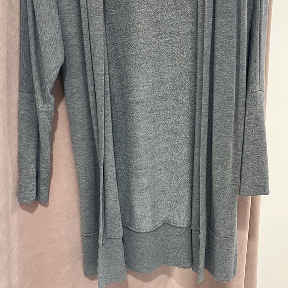 Soma WKND Soft Brushed Terry Hooded Cardigan Robe Grey Lounge Cozy Luxury - Picture 3 of 8